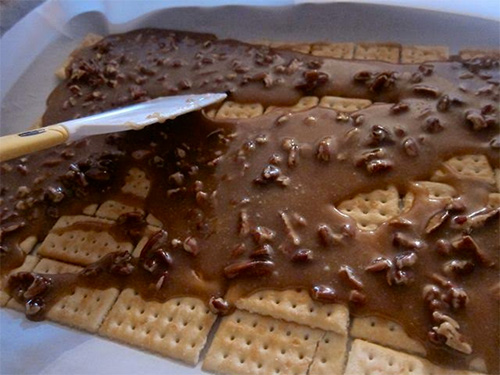 Christmas Cracker Toffee