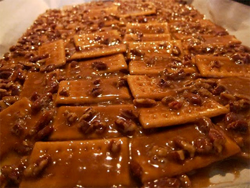 Christmas Cracker Toffee